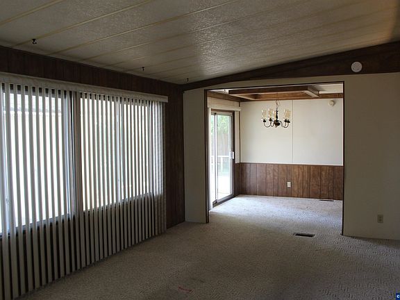 2nd image of 4730 Auburn Rd NE Unit 31