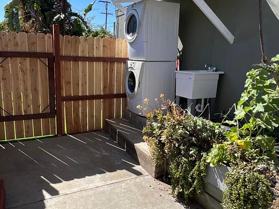 4th image of 3564B Clairemont Mesa Blvd