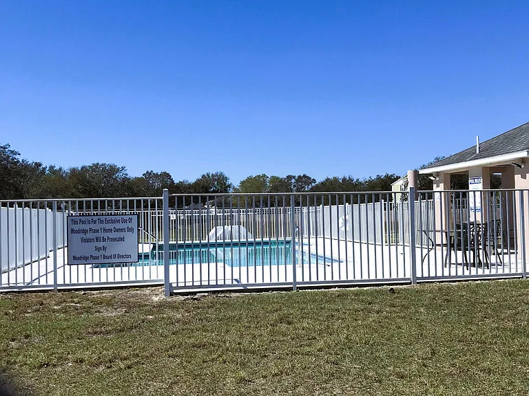 Community pool
