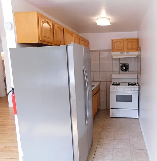 1 bed, 1.0 bath, 600 sqft, $1,595 — Photo 4