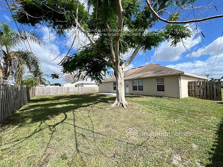 1080 SW McCoy Ave — Photo 24