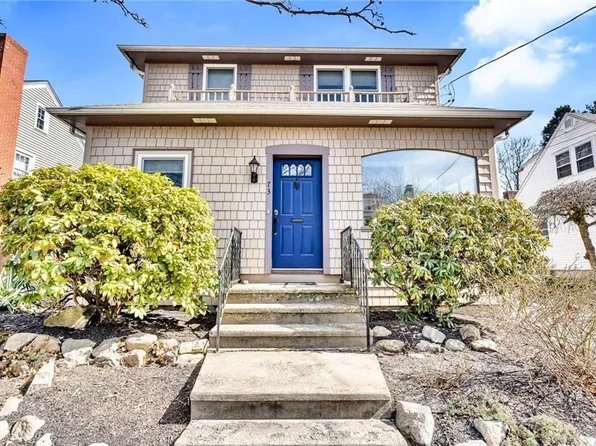 73 Gentian Ave, Providence, RI 02908