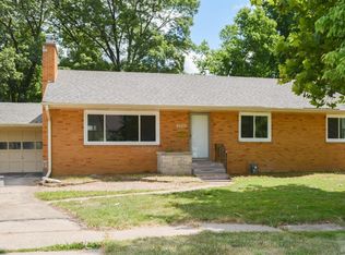 2244 S Main St, Burlington, IA