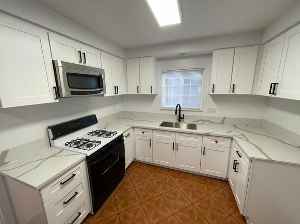 437 W 11th St #2