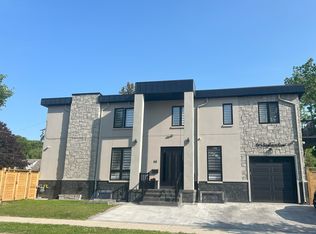 68 Singleton Rd #E04, Toronto, ON M1R 1H9