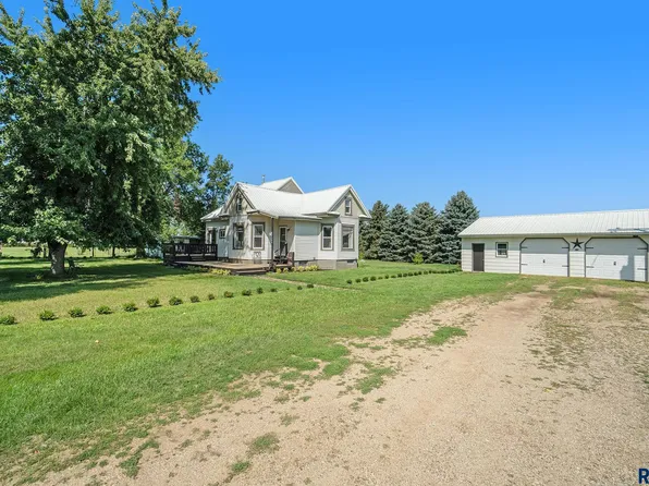 300 Industrial Rd, Wentworth, SD 57075