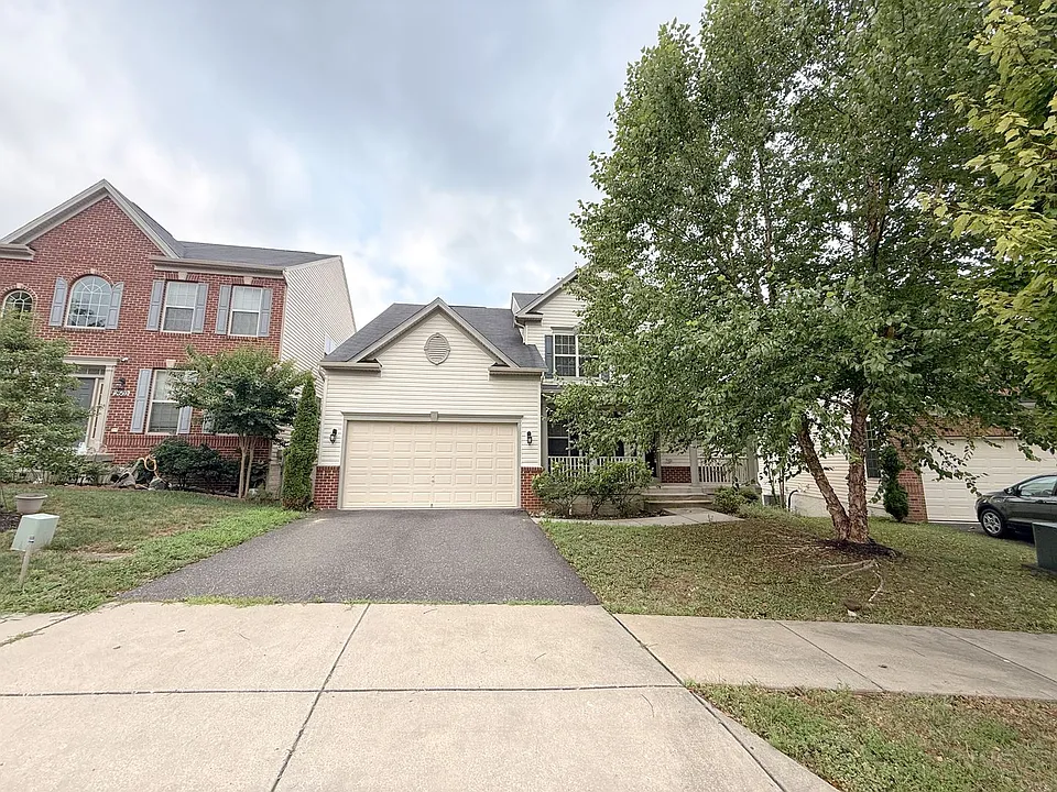 2604 Brooke Grove Rd