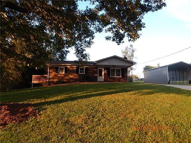 1st image of 2596 Trenton Park