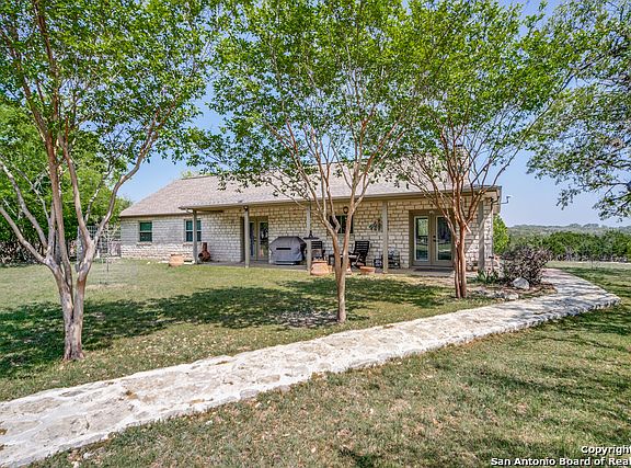 3rd image of 649 Seven Sisters Dr