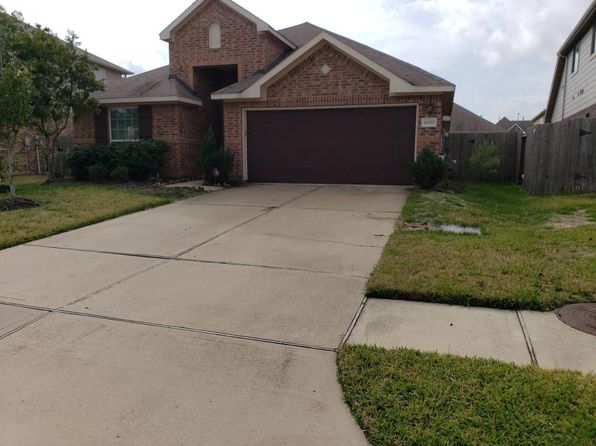 26707 Gladestone Ridge Ct