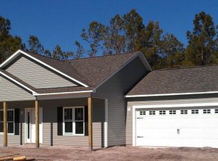 29-29A Folkstone Rd, Holly Ridge, NC 28445