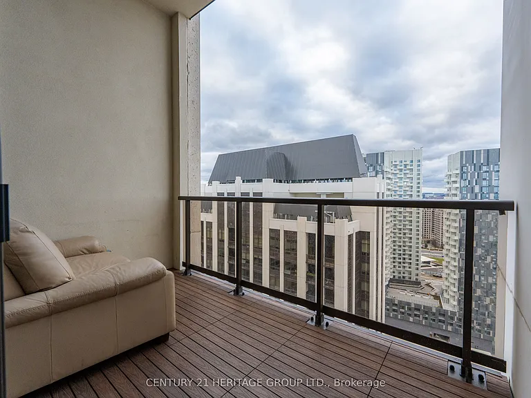 9075 Jane St #Penthouse 02 — Photo 34