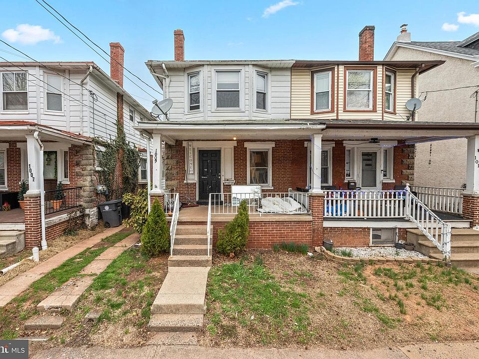 1st image of 1009 Queen St
