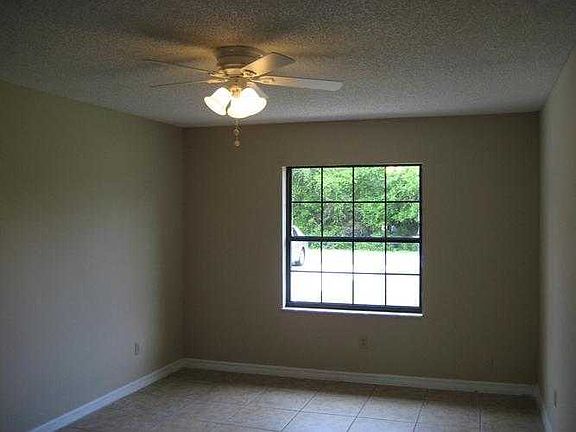 Bedroom #1