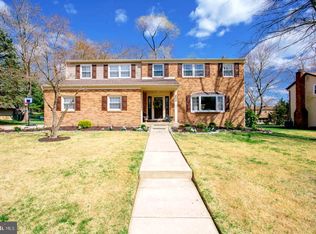 404 Heartwood Dr, Cherry Hill, NJ 08003