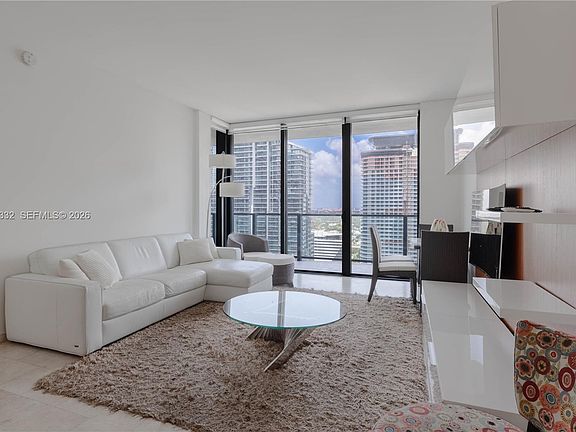 3rd image of 68 SE 6th St #3006