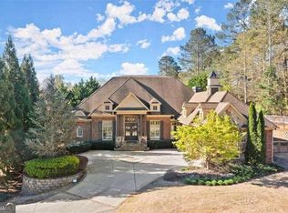5990 Robbs Dr, Cumming, GA 30041