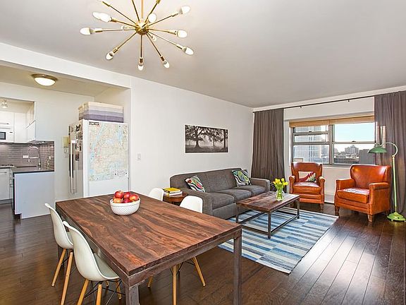 3rd image of 225 Adams St APT 14G