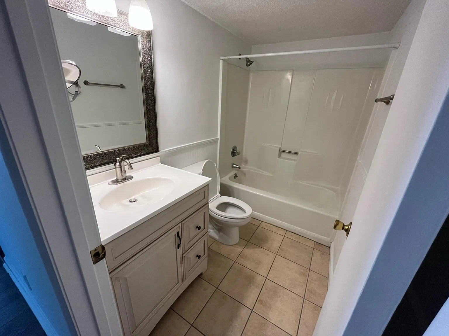 144 Cedar Cove Ln — Photo 3