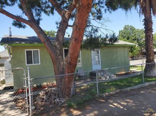 401 Decatur St, Bakersfield, CA 93308