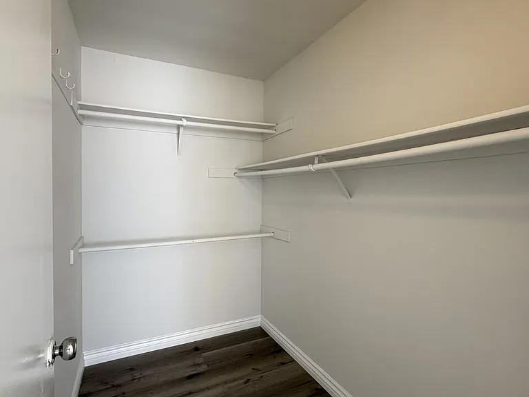 326 S Manhattan Pl #108 — Photo 13