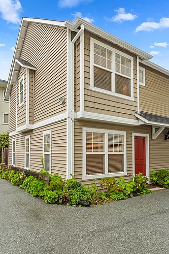 149 Elm St #C Photo 1