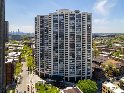 3930 N Pine Grove Ave APT 2015, Chicago, IL, 60613