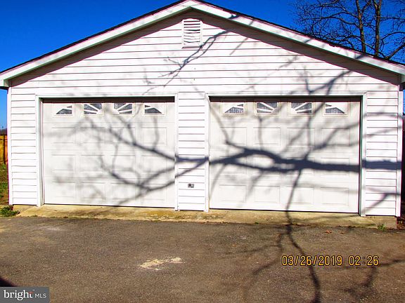 3rd image of 312 Oak Ave