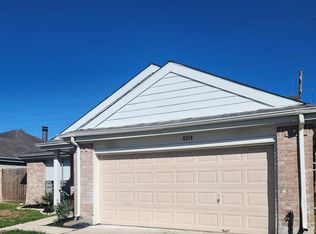 6319 Pouter Dr, Houston, TX 77083