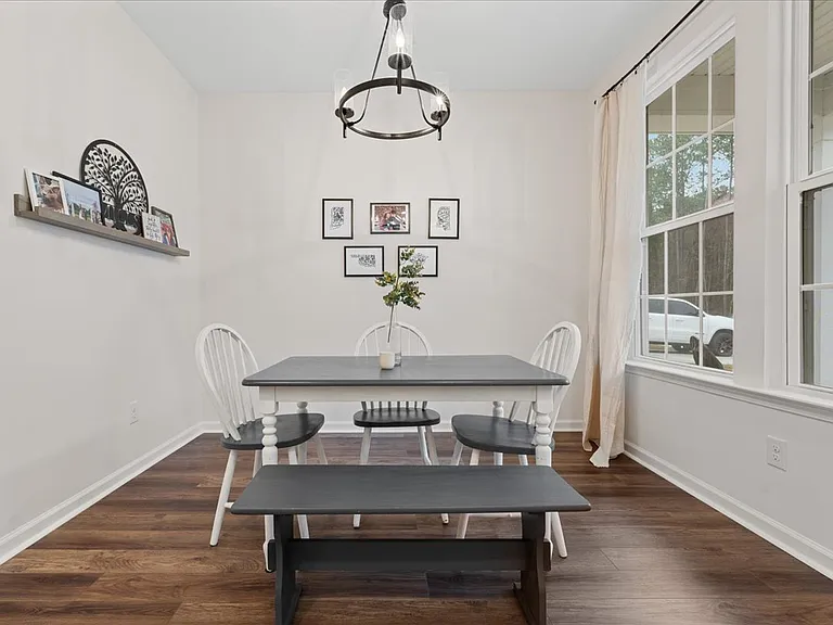 128 Caleb Ct — Photo 15