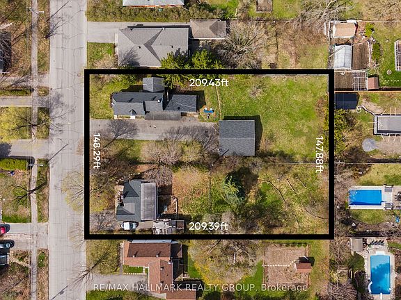 3rd image of 279/285 Pleasant Park Rd