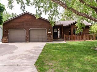 4414 Cambridge Ln NW, Rochester, MN 55901