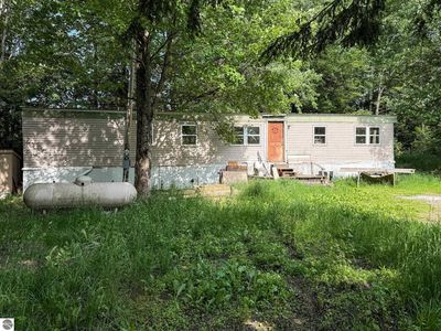 7671 S 27th Rd, Cadillac, MI, 49601