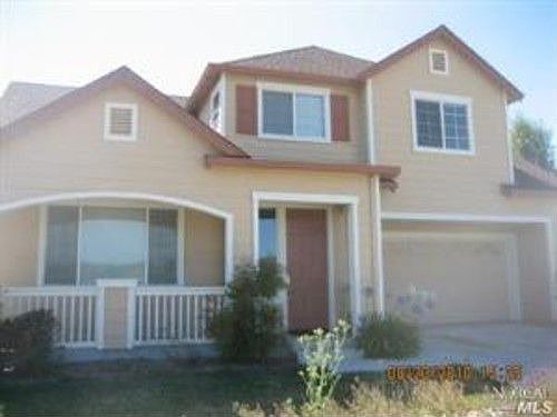 2nd image of 2067 Pascal St
