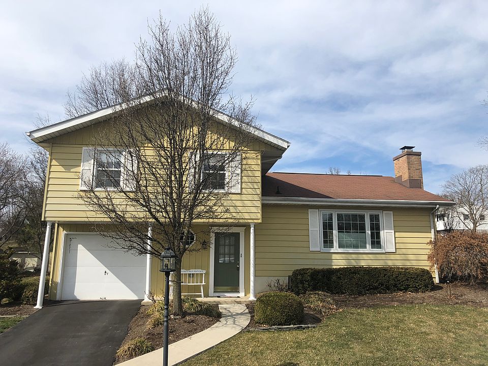 2nd image of 5710 Gordon Dr