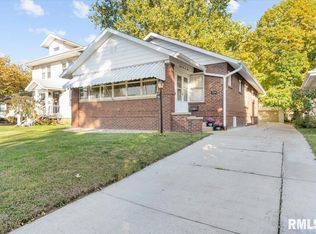 2104 S 4th St, Springfield, IL 62703