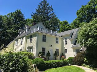 708 Hunting Ridge Rd, Stamford, CT 06903