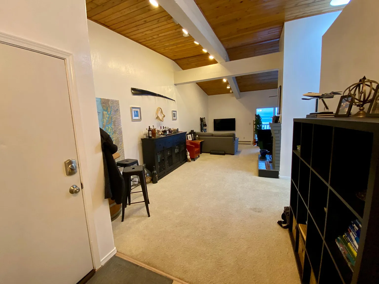 5402 W Dimond Blvd — Photo 4