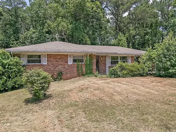 2135 Kilarney Rd, Decatur, GA 30032