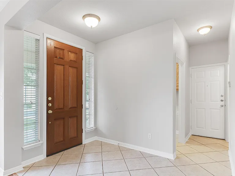 11133 Sandstone Trl — Photo 4