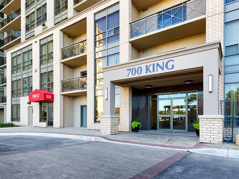 700 King St — Photo 8
