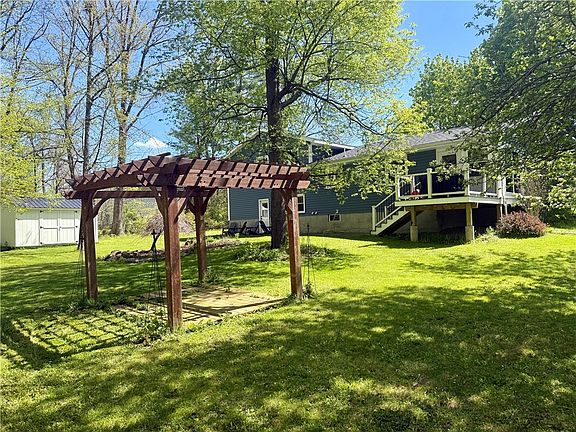 4th image of 516 Auburn Rd