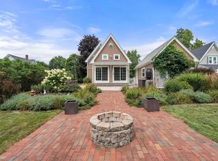 172 West St, Walpole, MA 02081