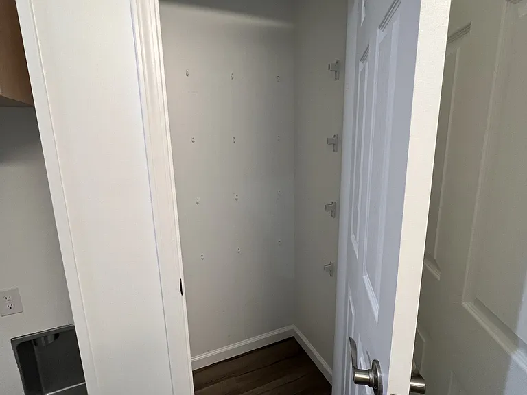 212 S Taylor St — Photo 29