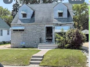 4885 N 53rd St, Milwaukee, WI 53218