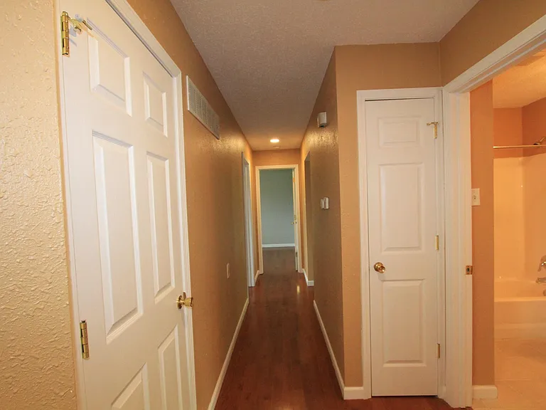 238 Saint Marys Dr — Photo 15