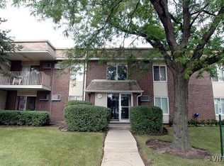 974 Thornton Ln, Buffalo Grove, IL 60089