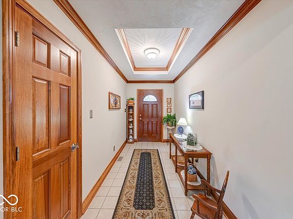 5th image of 591 Leah Way