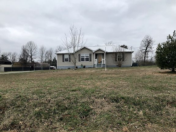 2nd image of 306 Cayenne Dr