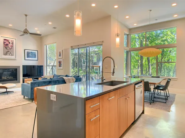 1009 E Riverside Dr #B, Austin, TX 78704